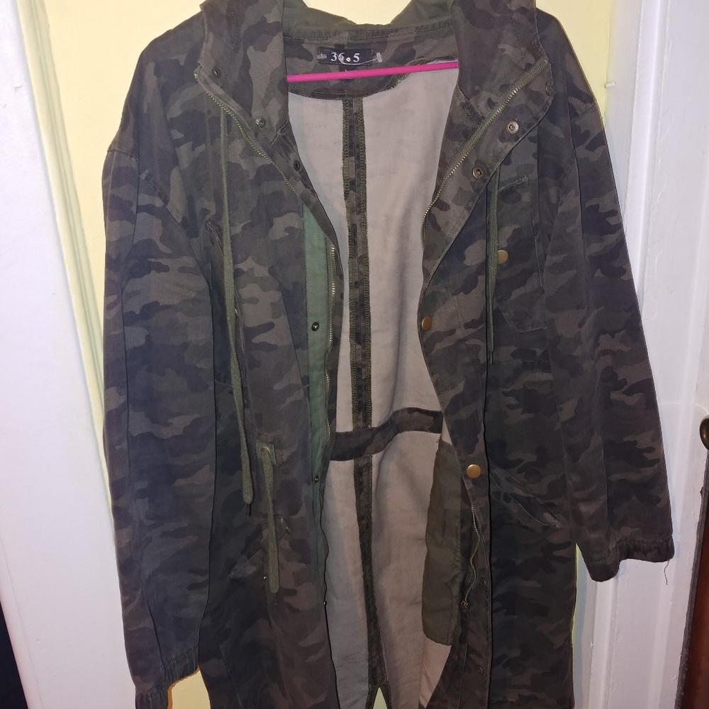 Camo Utility Jacket - Picture 4 of 6